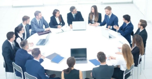 華網電力公司召開述職會